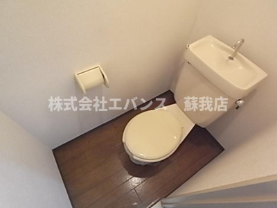 【トイレ】 | スターヒルズ長島B | ゆったりとした空間のトイレです