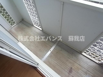 【バルコニー】 | スターヒルズ長島B | 開放的で明るい空間を演出してくれるバルコニーです