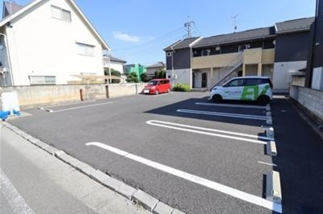 プレシャス天川原の駐車場|駐車場