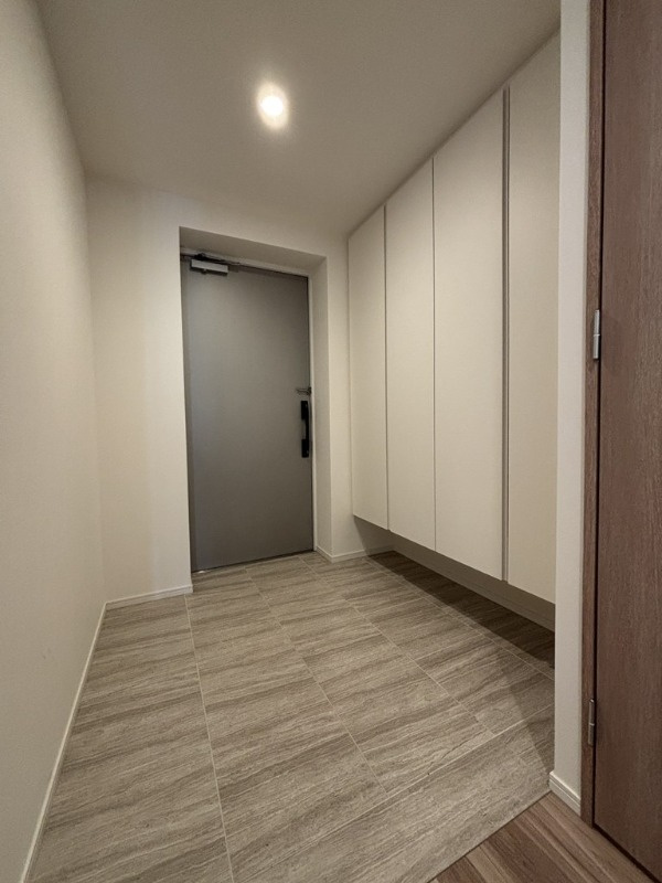 HARUMI FLAG PARK VILLAGE F棟の玄関