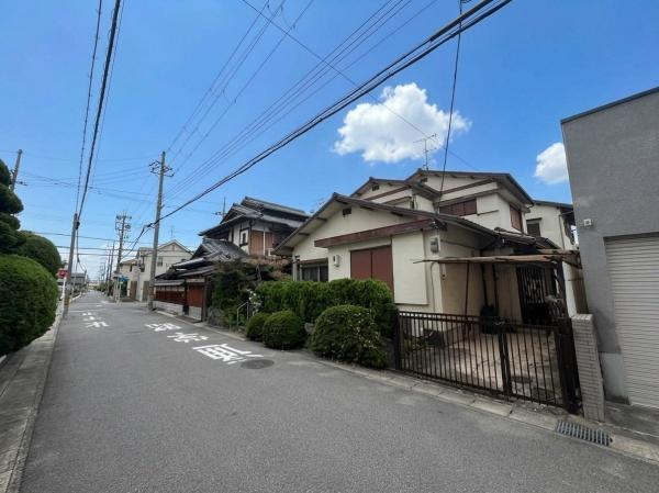 【前面道路含む現地写真】