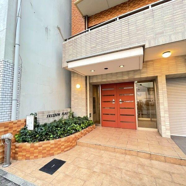 リヴシティ大須　名古屋市賃貸　仲介手数料無料のエントランス