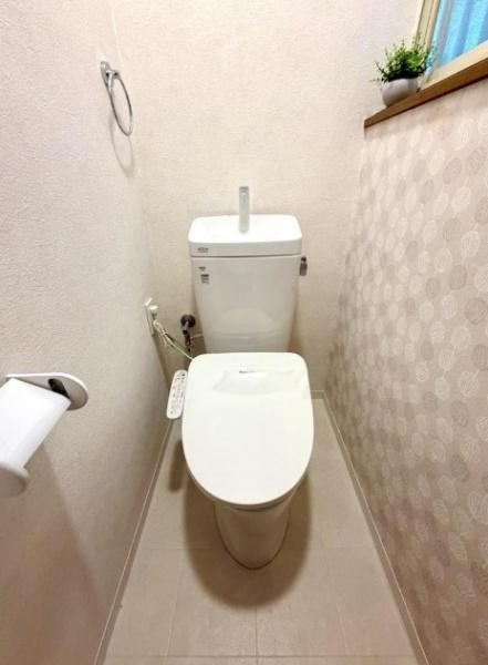 門真市 大池町　中古 戸建てのトイレ