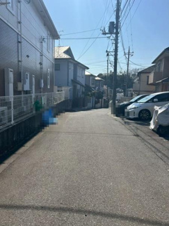 【前面道路含む現地写真】
