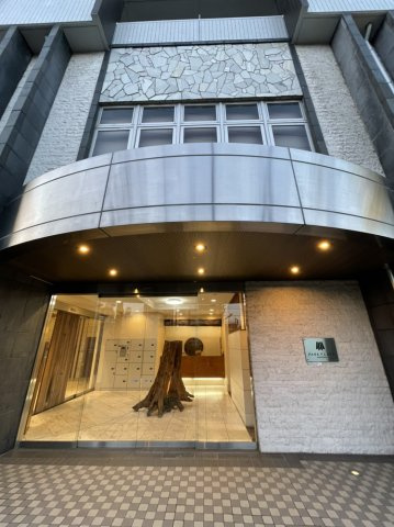パークフラッツ金山　名古屋市賃貸　仲介手数料無料のエントランス