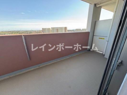 【仲介手数料：50％OFF】対象物件！のバルコニー|バルコニーからの眺めを楽しみながら食事をしませんか