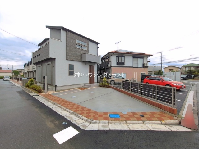 仲介手数料無料　所沢市東狭山ヶ丘3丁目　新築戸建　全7棟の前面道路含む現地写真