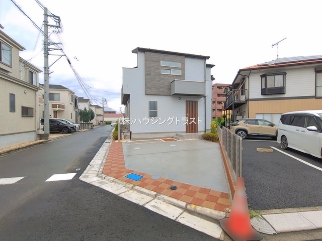 仲介手数料無料　所沢市東狭山ヶ丘3丁目　新築戸建　全7棟の前面道路含む現地写真