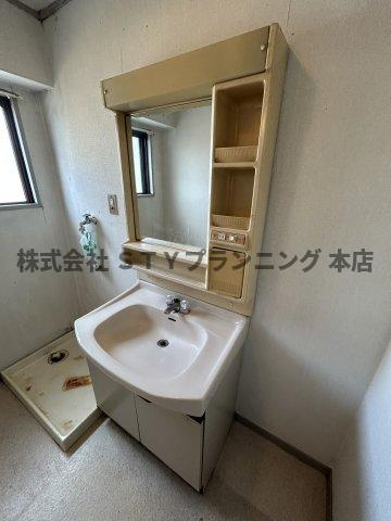 仲介手数料0円！コーポ苗田の洗面所