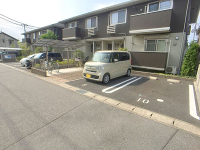 【駐車場】 | サンルーチェ A | 駐車場