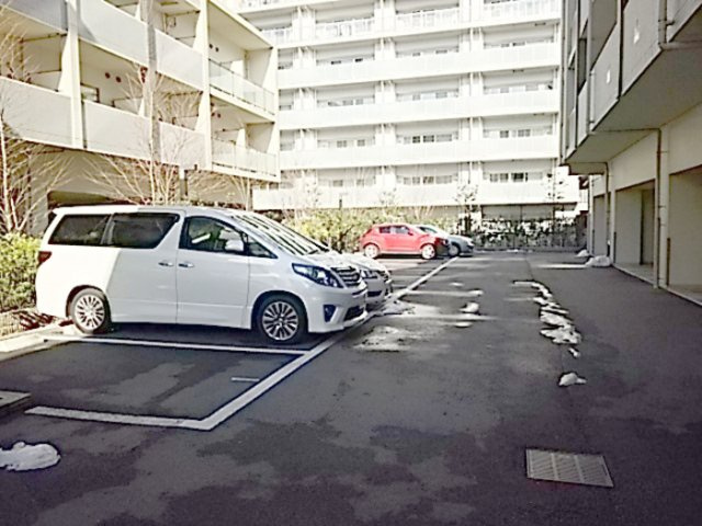 グラン・シャリオSの駐車場|駐車場