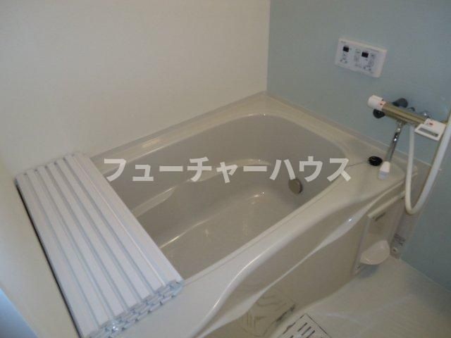 ラズベリーベラ（Ｒａｓｐｂｅｒｒｙ　Ｖｅｌａ）の浴室|バス
