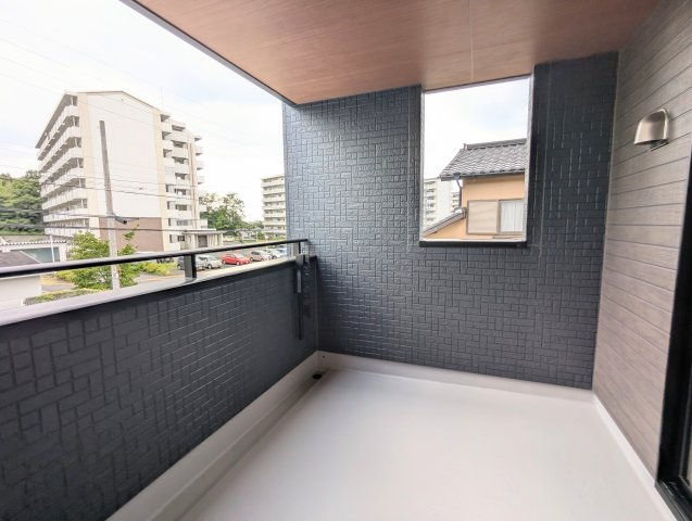 瀬戸市原山台8丁目　全2棟のバルコニー