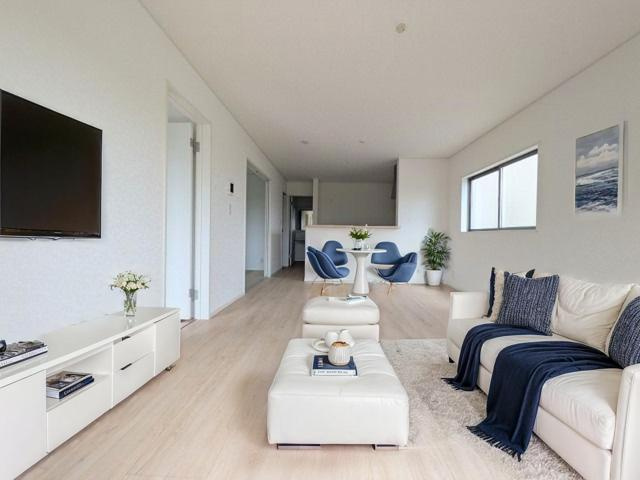 【新築戸建】　いわき市小名浜住吉第5　全4棟の居間・リビング|1号棟のLDKに家具を配置したイメージ画像です。
※本画像はCGで作成しており、実際に現地に 家具は置かれておりません。また、価格に 家具は含まれておりません。