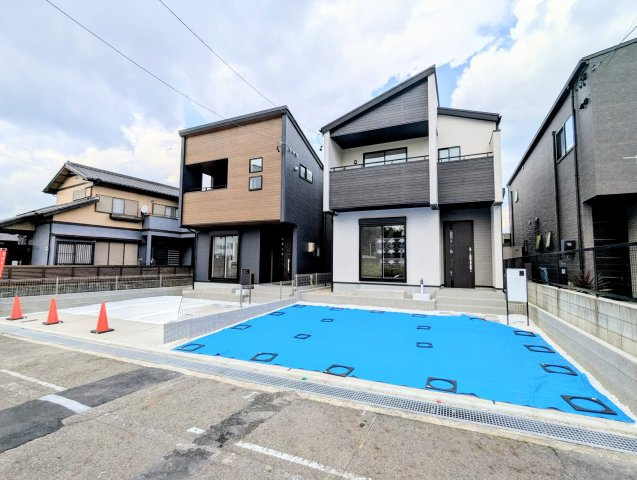 瀬戸市原山台8丁目　全2棟の外観