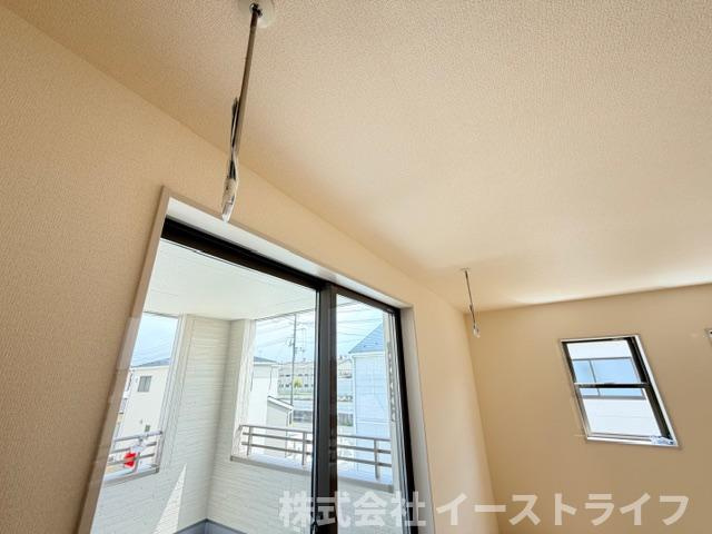 【新築戸建】　いわき市泉町滝尻第2　長期優良住宅　全8棟のその他|2号棟写真　室内物干しです。