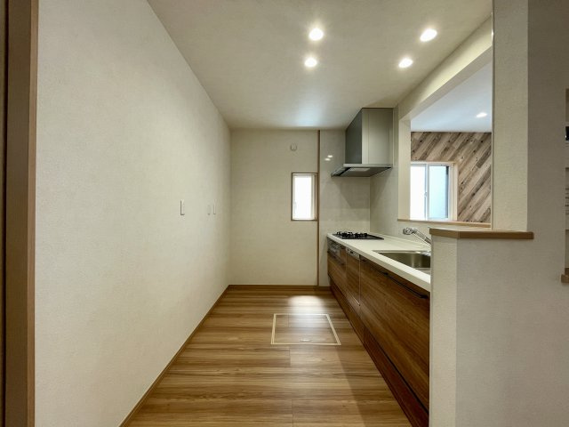 ワイウッドコート上尾市中妻第3期のキッチン
