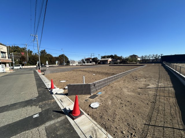 ワイウッドコート鴻巣市屈巣第4期【建築条件付き売地】