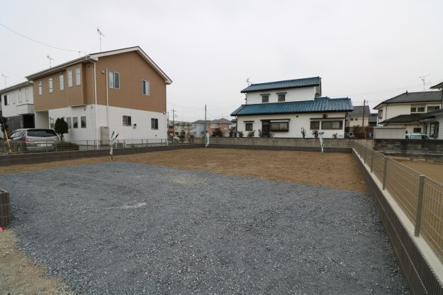 【前面道路含む現地写真】の画像