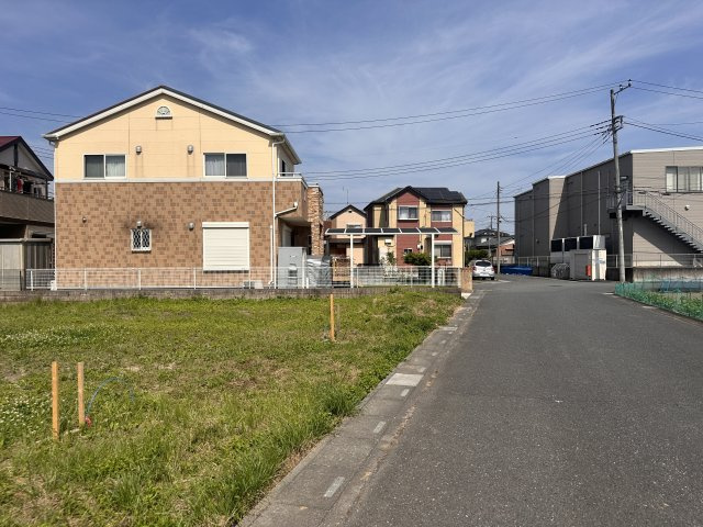 【前面道路含む現地写真】の画像