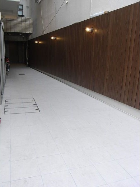 名古屋市中区大須２丁目の賃貸マンションのエントランス
