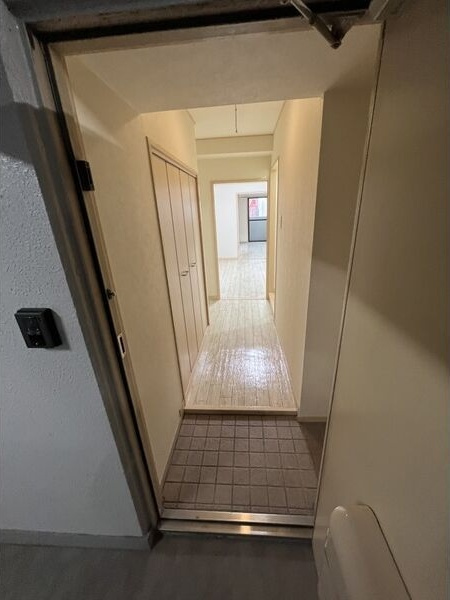 名古屋市中区大須２丁目の賃貸マンションの玄関