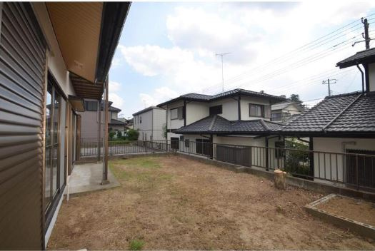 四街道市和良比貸家の庭