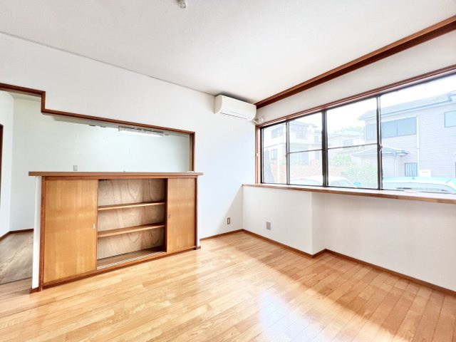 四街道市和良比貸家の洋室