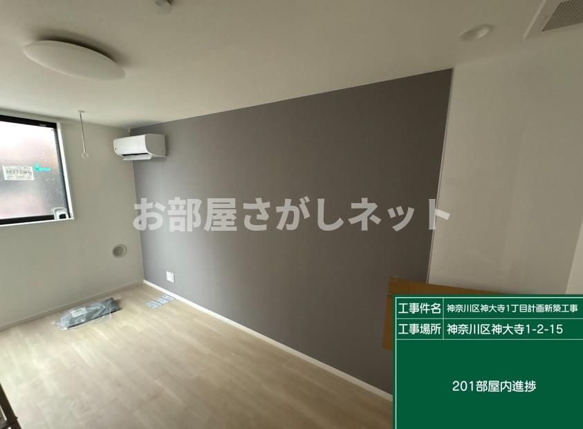 BASE三ツ沢下町【おとり物件なし】#学生・社会人にオススメ！初期費用分割払いOK！の居間・リビング