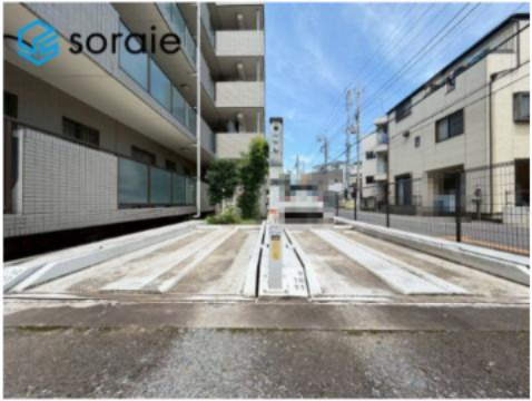 ステイツ新所沢　中古マンション　5階の駐車場|7/14撮影