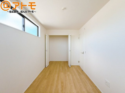 【子供部屋】 | 駿河区新川2期　新築戸建　全1棟 | お子様のお友達が遊びに来た時も、子供部屋があると楽しく過ごせますね♪