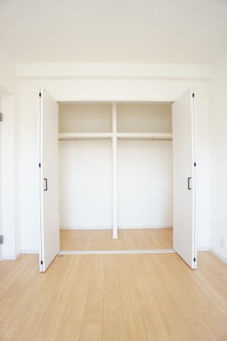 赤松台パークハウス四番館の収納|こまごまとしたものを収納できそうですね