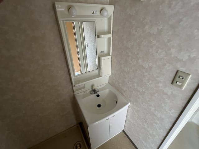 フォンテーヌの独立洗面台