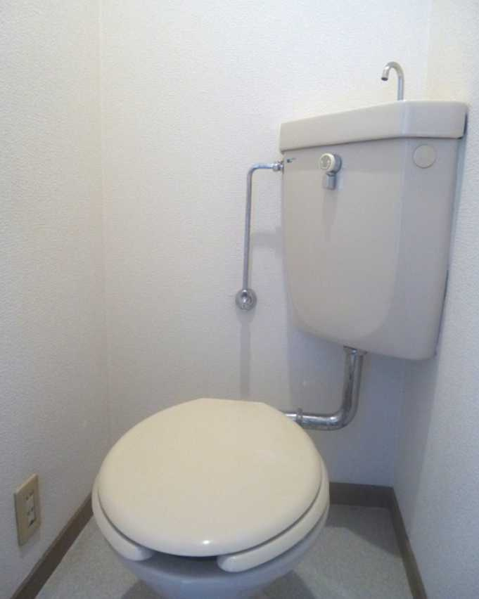 セブン駒大　最上階　角部屋　単身者さんオススメのトイレ
