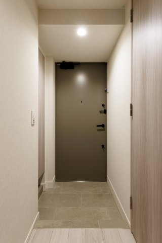リビオメゾン浅草橋の玄関