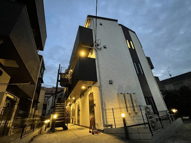 川崎市多摩区菅野戸呂のアパート