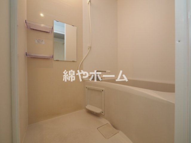 プレミエール西田辺の浴室|日々の疲れを癒すお風呂付です