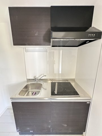 大和市上和田のアパートのキッチン