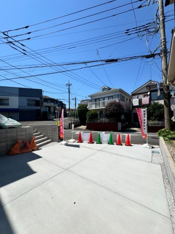 所沢市小手指南1丁目新築戸建の駐車場