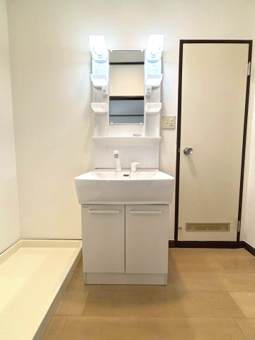 コンパクトで使いやすい洗面所