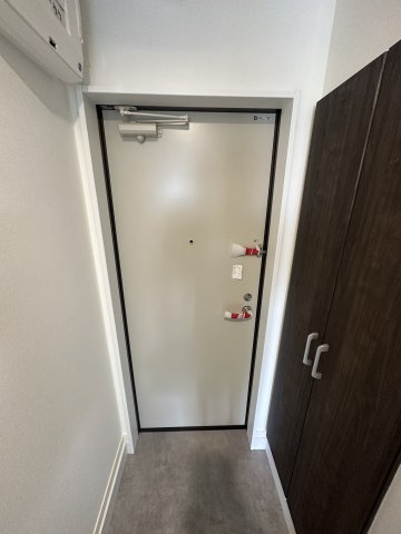 明るい玄関です