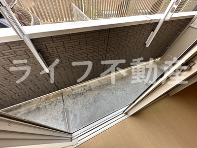 グランシャリオB棟のバルコニー|広々としたバルコニーです