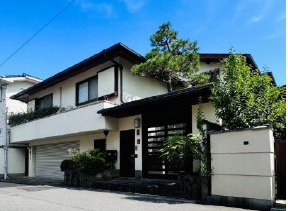 箕面市桜ヶ丘１丁目　中古戸建