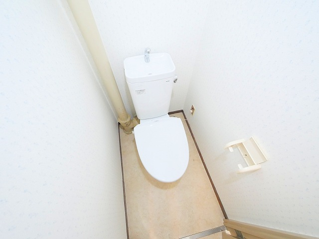 奈良三条町住宅2号棟のトイレ|トイレもきれいです