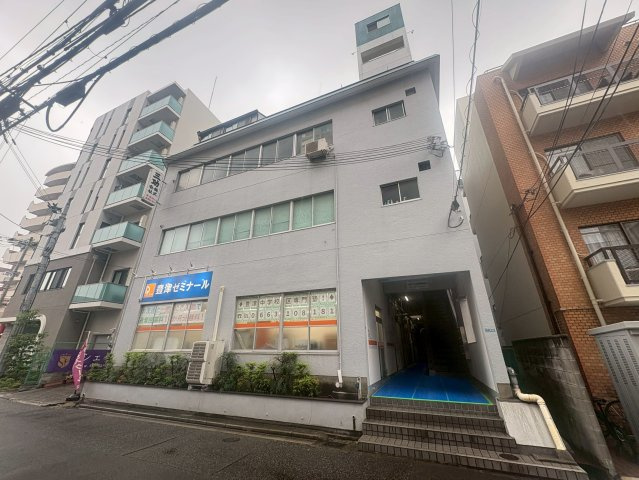 三功ビル
