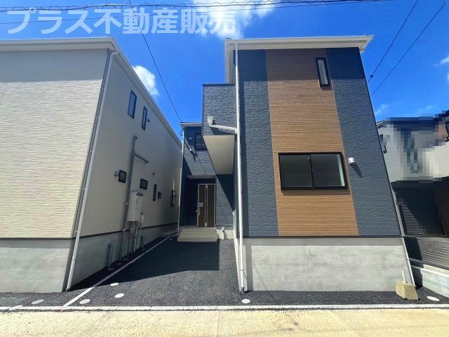 【外観】 | 福岡市南区横手1丁目第7　1号棟（全4棟）【仲介手数料無料・0円】 | 現地写真。プラス不動産販売なら、現場の全ての棟をまとめてご見学頂けます。