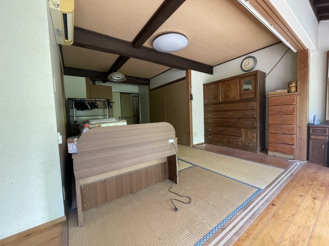 中里町一戸建の和室