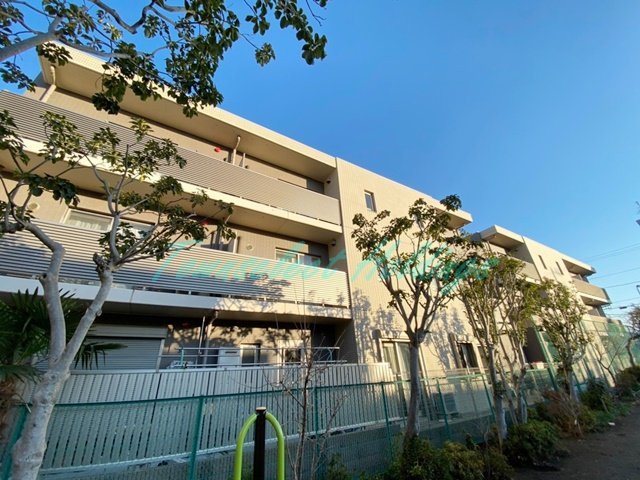 大和市中央２丁目の賃貸マンションの外観