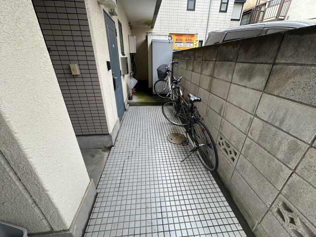 ロイヤルハイム上野のロビー|毎日通るロビーはこのようになっています