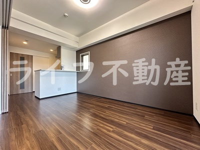 グランドゥーエ永和駅前　高井田東小学校区の居間・リビング|こちらの居間で趣味の時間をお楽しみください